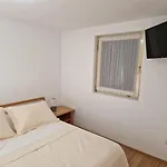 Misic Apartament *